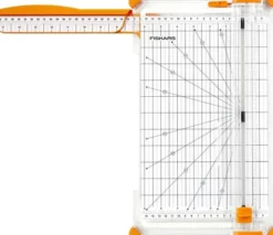 Fiskars - Skæremaskine - Surecut Paper Trimmer - 30X37 CM - 4153