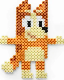 Hama 7916 - Bluey - 4.000 Midi Perler + 2 Pegboards + Papir