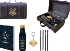 Harry Potter Kuffert Med Nøglering, Drikkedunk, Notesbog Og Blyanter