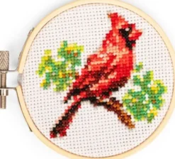 Korssting Broderi Kit - Kardinalfugl - Mini - Kikkerland