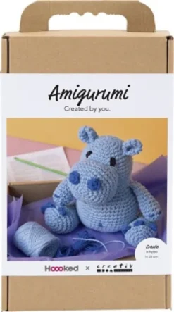 Kreativt Sæt Med Amigurumi - Flodhest - Blå - Lyseblå