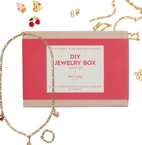 Me & My Box - Lucky Me Box 9 - Assorteret