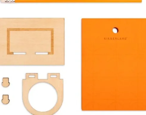 Mini Basketball Kurv Til Skrivebord - 200 Sticky Notes - Kikkerland