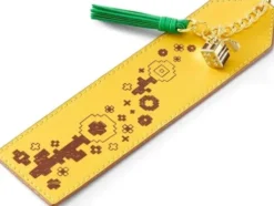 Noble Collection - Minecraft - Bee And Ender Dragon Bookmark Set