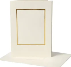 Passepartoutkort Med Kuvert - Rektangulær Med Guldkant - Kort Str. 10,5X15 CM - Kuvert Str. 11,5X16,5 CM - Råhvid - 10 Sæt