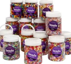 Plastperler - Str. 6-15 MM - Hulstr. 1,5-6 MM - Assorterede Farver - 16X700 ML