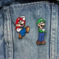 Super Mario - Set Of 2 Enamel Pin Badges